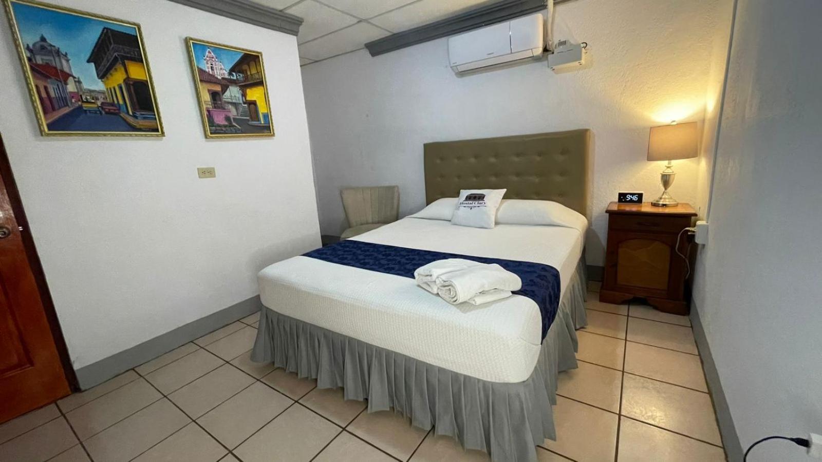 Hostal Clary Leon Luaran gambar